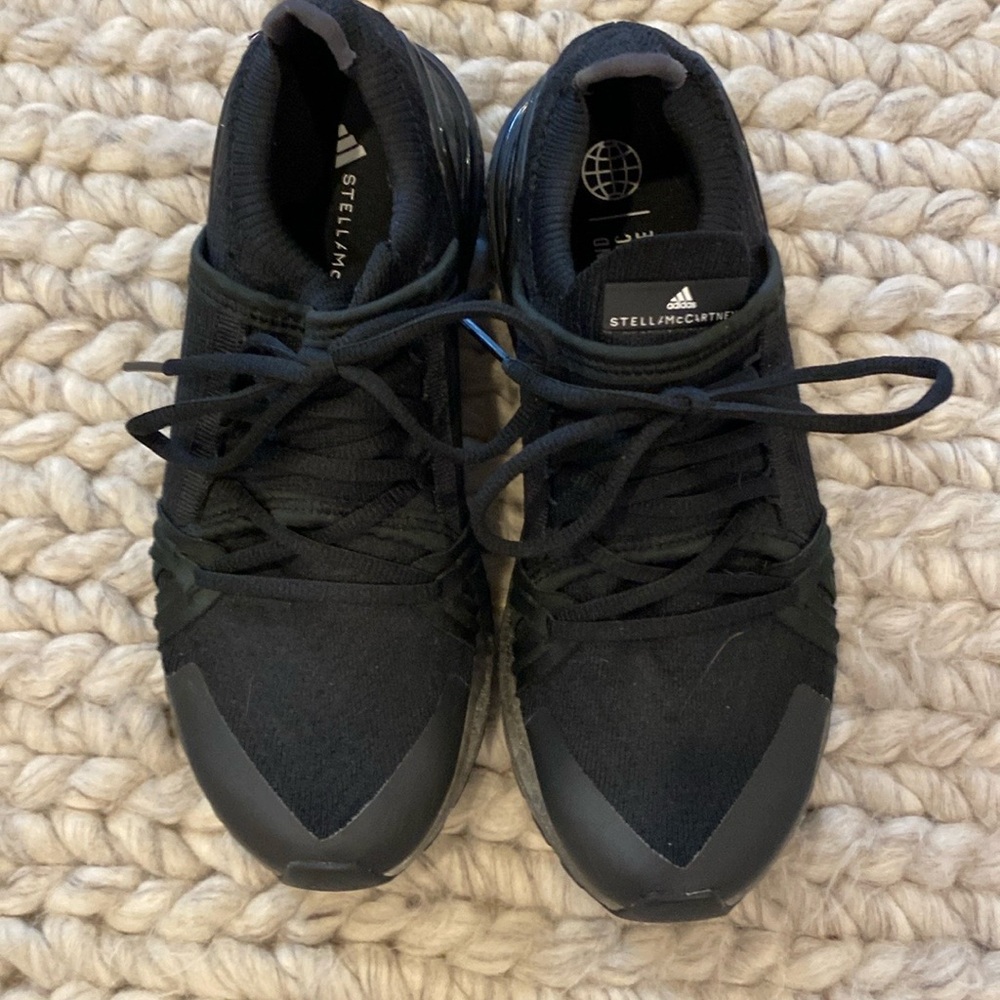 Adidas Stella McCartney ultrabOOST Black sneakers NWOB. 9b